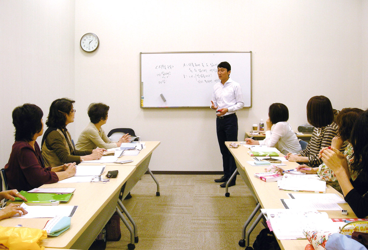 カルチャーアカデミー岐阜新聞・岐阜放送 講座画像